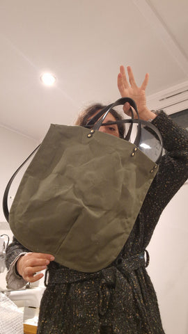 TOTELY CANVAS CROSSBODY satchel in Olive Green