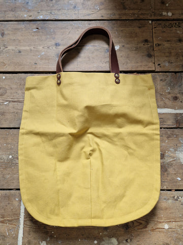 Archive Totely Canvas Grab bag in yellow